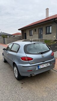 Alfa Romeo 147 - 5