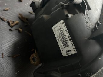Bmw e87 predne svetla - 5