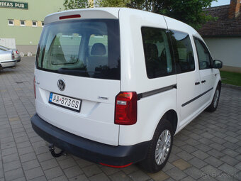 Predam Volkswagen Caddy rok 2016 2,0 TDI 75kw - 5