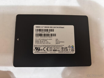 Predám 1TB Samsung SSD disky - 5