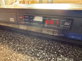 Predam CD player ETA CD482 - 5
