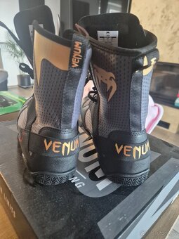 Predam topánky Venum - 5