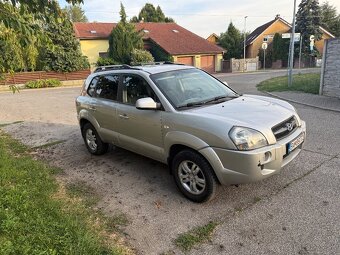 Predám Hyundai Tucson crdi 4x4 - 5
