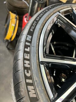 Letne pneumatiky michelin 255/35R19 - 5