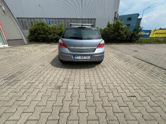 OPEL ASTRA 1.4 /66kw/  2004 - 5