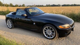 BMW Z4 2,5i r.2004 129400km - 5