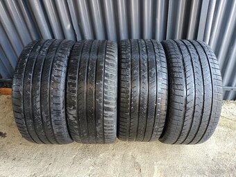285/40 R21 109 Y XL Celoročné Vredestein Quatrac Pro - 5