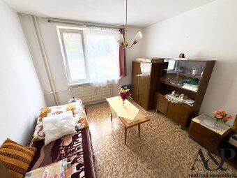 NA PREDAJ 2 IZB. BYT S LOGGIOU, 64M2, SOTINSKÁ UL., SENICA - 5