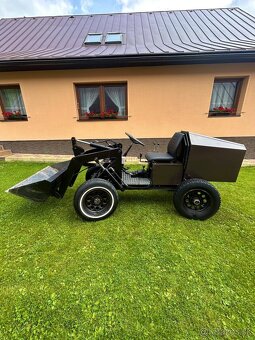 Traktor čelný nakladač - 5