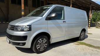 Volkswagen Transporter T5 - 5