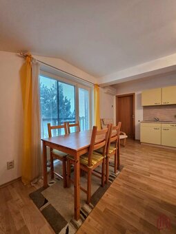 Apartmán, Nová Lesná, 46m2 + balkón, park. miesto, zariadený - 5