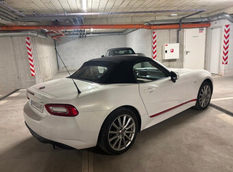 Fiat 124 Spider - 5