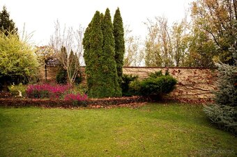 Vila s vnútorným bazénom, saunou v Miloslavove - 5