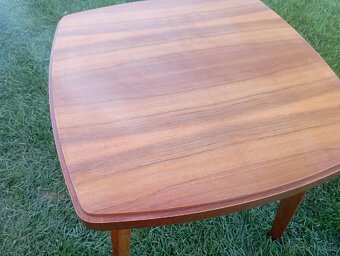 Konferenčný stolík - 5