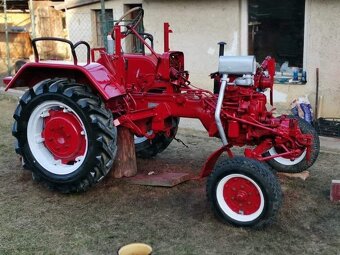 Farmall McCormick D-212 traktor - 5