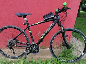 Cross bicykel GIANT - 5