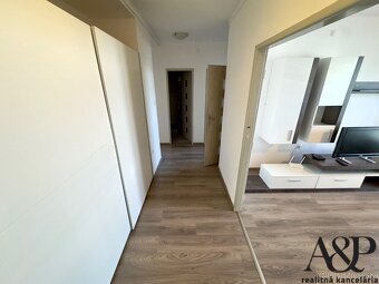 2 IZB. BYT S BALKÓNOM V CENTRE MESTA, 58M2, TOVÁRENSKÁ UL., - 5