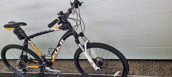 Horský bicykel FUJI NEVADA RC,kolesá 26,rám 21,5"/54cm,3x10 - 5