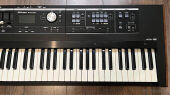 Predám Roland VR-730 + hard case - 5