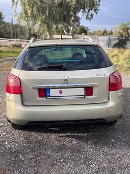Peugeot 407 SW - malo KM - super výbava - 5