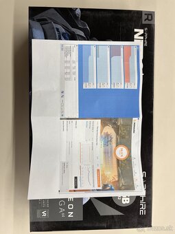 Sapphire Nitro AMD Radeon Vega 64 - 5