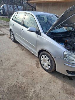 Volkswagen Polo 1.2 benzín - 5