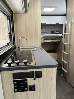 Adria Sun Living S70SL - 5