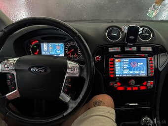 Ford Mondeo sedan 2.0 Tdci 103 kW - 5