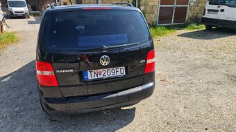 Volkswagen Touran - 5