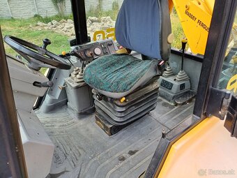 Traktorbager MF 860. 4x4 - 5