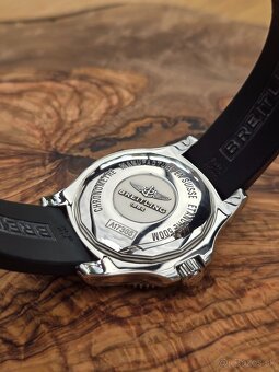 Breitling Superocean II 42 - 5
