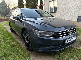 Volkswagen Passat Variant 2.0 TDI 110kw DSG 2019 - 5