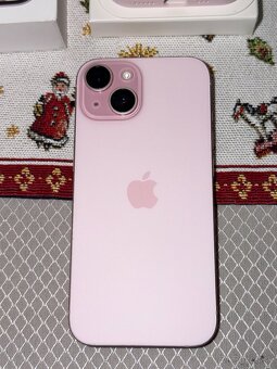 iPhone 15 pink 256 GB - 5