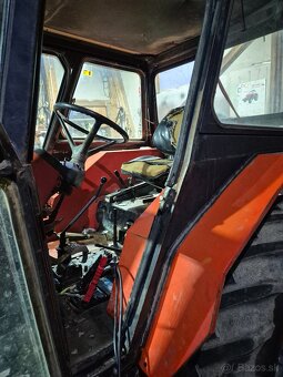 Predám  kabínu na zetor - 5
