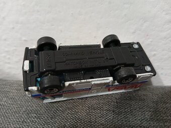 Matchbox NASA dodávka Command Vehicle - 5