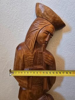 Drevená socha pastier a dievča - 5