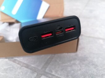 Predám powerbanka 20000 mAh - 5