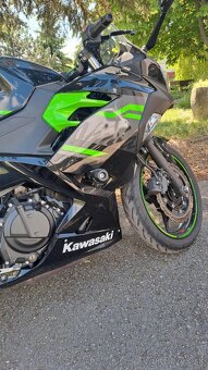 Kawasaki NINJA 400 - 5