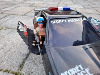 Stará hračka policajné auto - 5
