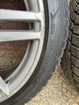 MERCEDES - AMG ELEKTRÓNY - 5