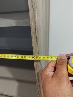 Šatníková skriňa 270d x 210v x 54h - 5
