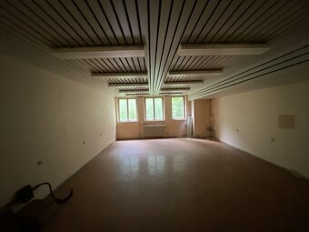 41827-Viacúčelová budova v centre Liptovského Mikuláša - 5