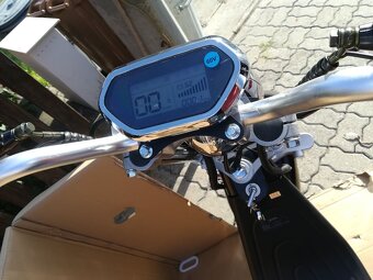 Elektrická koloběžka choper 3000wat, baterie 30ah/60voltů - 5