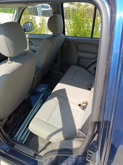 Jeep Cherokee KJ 2,8 - 5