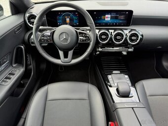 Mercedes-Benz CLA Kupé 180 d A/T panorama - 5