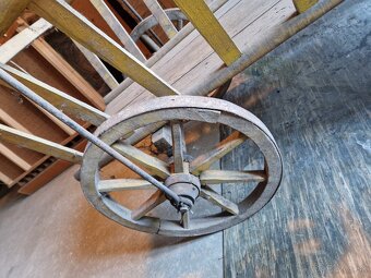 Starozitny dreveny vozik, rebrinak - 5