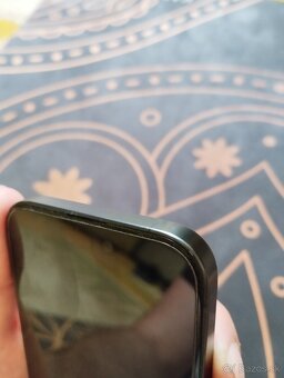iPhone 15 Pro 256 GB Black Titanium - Top stav - 5