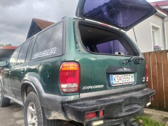 Ford Explorer rok 2001 152kw - 5