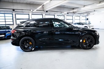 Audi E-tron - 5