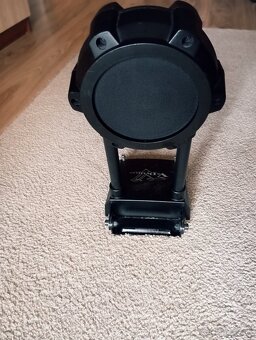 Roland - 5